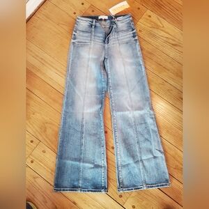 Risen Women's Light Blue Jeans NWT